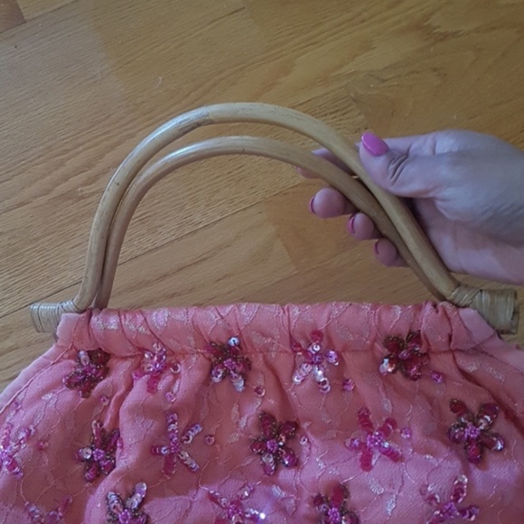 Bamboo handle beaded purse - Picture 3 of 5